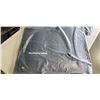 Image 4 : 2 NEW SETS OF TOYOTA  4RUNNER FLOOR MATTS