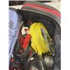 Image 5 : ROADSIDE EMERGENCY KIT AND 2 LED SPOTLIGHTS