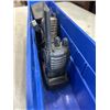 Image 3 : 2 BAOFENG WALKIE TALKIES WITH CHARGERS