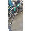 Image 3 : ULINE MAGNETIC FLOOR SWEEPER