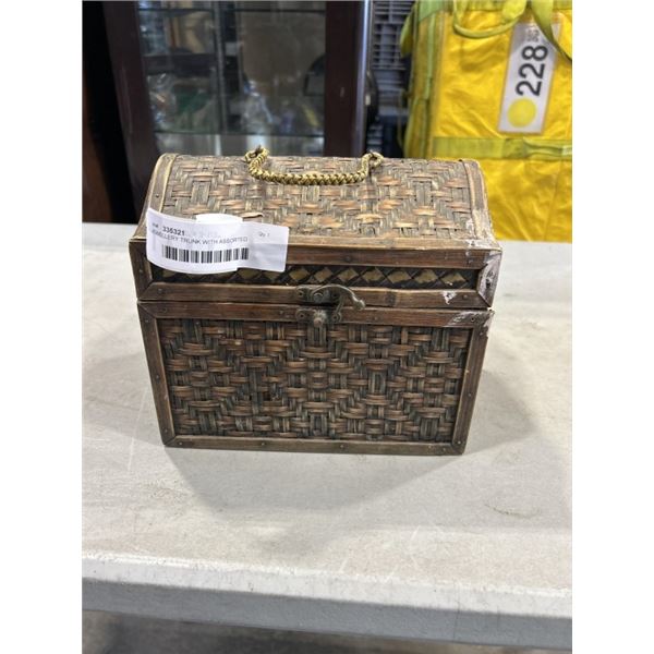 JEWELLERY TRUNK WITH ASSORTED ESTATE JEWELLERY