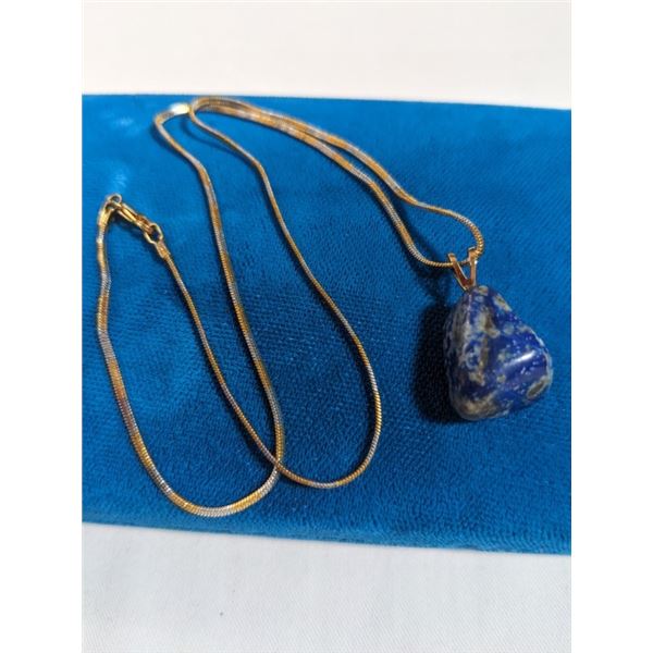 GOLD W/ GENUINE LAPIS LAZULI STONE PENDANT AND CHAIN NECKLACE