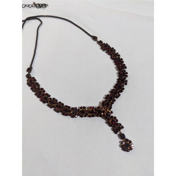 VINTAGE RUBY RED RHINESTONES NECKLACE