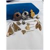 Image 2 : VINTAGE STICK PINS AND PAIRS OF EARRINGS