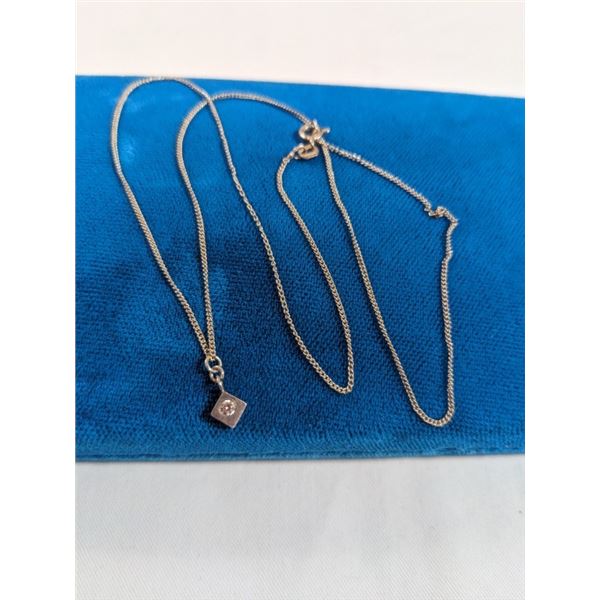925 STERLING SILVER ITALY CHAIN W/ PENDANT MARKED CANADA 925 NECKLACE