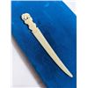 Image 1 : VINTAGE HAND CARVED BONE ELEPHANT HAIRPIN
