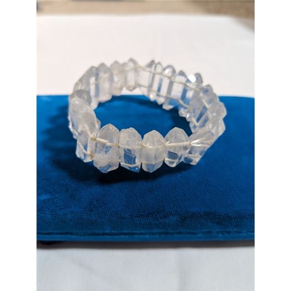 VINTAGE ROCK CRYSTAL STONES STRETCH BRACELET