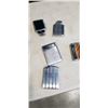 Image 3 : BAG OF VINTAGE CIGARETTE & LIGHTER CASES