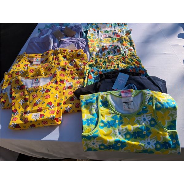 18 NEW PIECES OF NEW KIDS CLOTHING SIZE 12 ORIGINAL RETAIL $300+