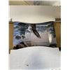 Image 2 : BOX WITH 5 COLLECTIBLE PLATES, PLATE STAND, AND UNEX TRIGGER LOCKS