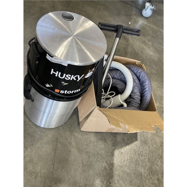 HUSKY STORM CENTRAL VACUUM WITH ACCESSORIES AND HOSE