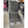 Image 3 : 2 BLACK LEATHER MODERN GAS LIFT BAR STOOLS