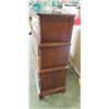 Image 5 : ROXTN MAHOGANY 6 DRAWER HIGHBOY DRESSER WITH BRASS HARDWARE & MATCHING NIGHTSTAND