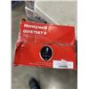 Image 3 : HONEYWELL QUIETSET 8-SPEED 40" OSCILLATING TOWER FAN - TESTED WORKING