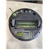 Image 3 : IROBOT J7 PLUS WI-FI CONNECTED ROBOT VACUUM WORKING