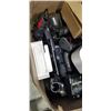 Image 2 : BOX OF VARIOUS VACUUM PARTS