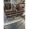 Image 4 : LARGE LOT OF RATTAN AND METAL BASKETS