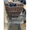 Image 5 : LARGE LOT OF RATTAN AND METAL BASKETS