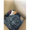 Image 4 : ASSORTED CRAFT AND SEWING SUPPLY, AND LADIES PURSES AND BAGS