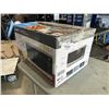 Image 2 : AVANTI 0.9CU FT STAINLESS STEEL MICROWAVE - TESTED WORKING, RETAIL $159