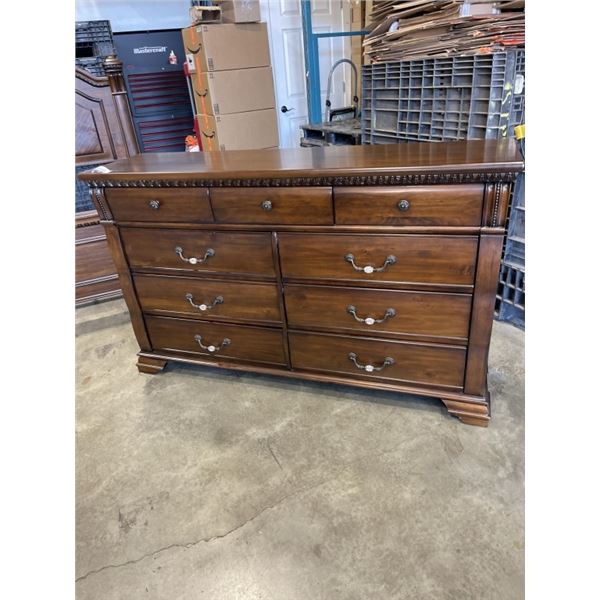 MAHOGANY FINISH 6 DRAWER DRESSER