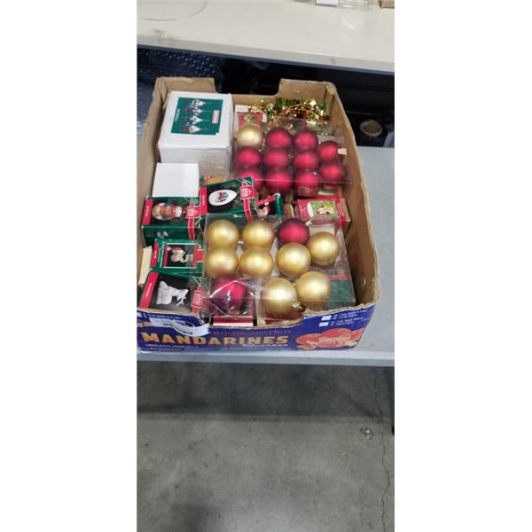 TRAY OF CHRISTMAS DECORATIONS INCLUDING HALLMARK ORNAMENTS
