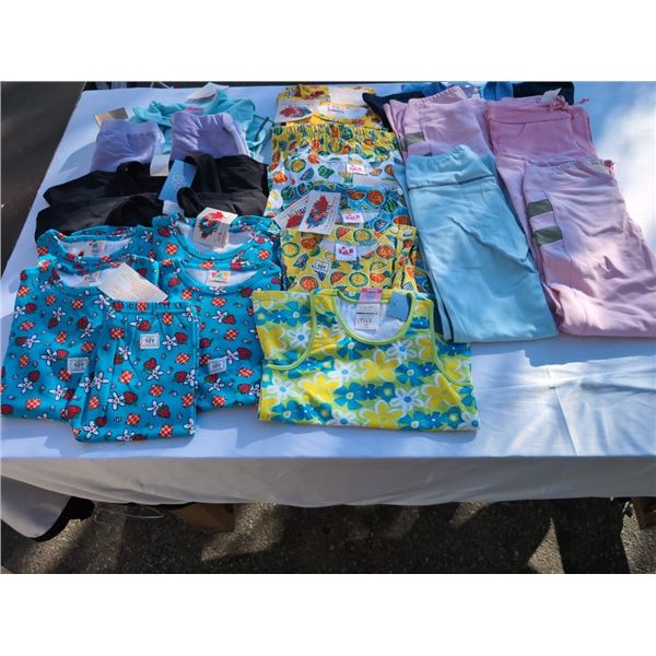22 NEW PIECES OF NEW KIDS CLOTHING SIZE 10 ORIGINAL RETAIL $300+