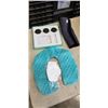 Image 2 : ANLAN ELECTRONIC MUSCLE STIMULATOR WITH NECK MASSAGER, HEATING PAD, KNEE BRACE