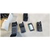 Image 2 : TRAY OF OLD MOTOROLA CELLPHONES