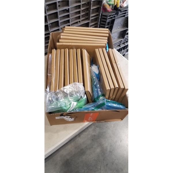 APPROX 100 ZENO DISPOSABLE PONCHOS