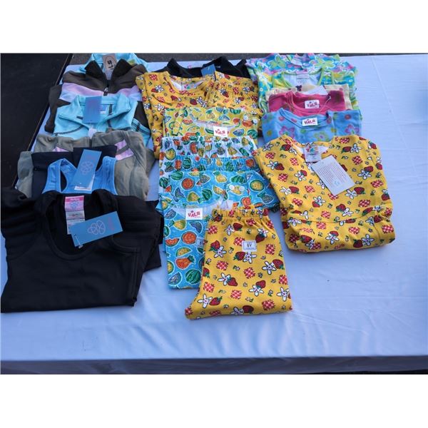 20 NEW PIECES OF NEW KIDS CLOTHING SIZE 5 ORIGINAL RETAIL $300+