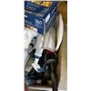 Image 4 : 2 TRAYS OF HOUSEHOLD ITEMS INCLUDING PS3, BLUEHIVE 3 IN 1 GOOSENECK SMARTPHONE MOUNT, RAIN DESIGN M 