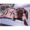 Image 6 : 24 NEW PIECES OF NEW KIDS CLOTHING SIZE 6 ORIGINAL RETAIL $300+