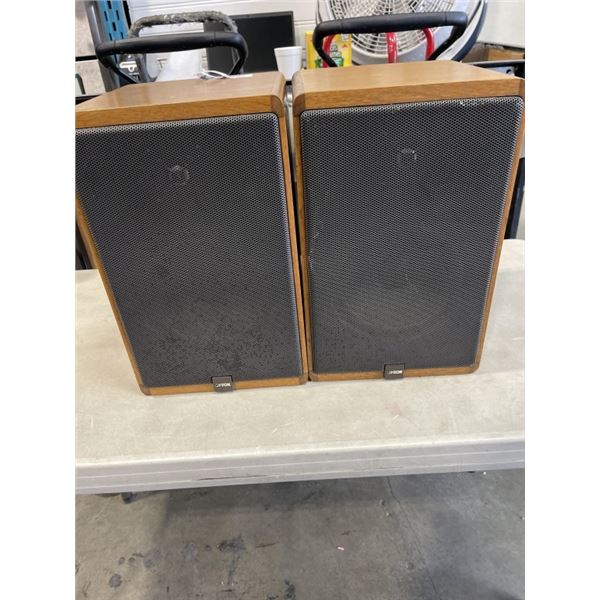 PAIR OF CANTON KARAT 30 SPEAKERS. WORKING
