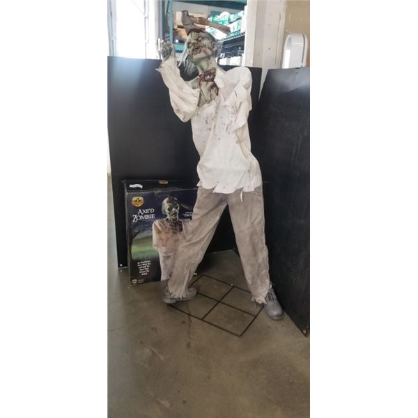 AXED ZOMBIE MAN HALLOWEEN FIGURE, WORKING
