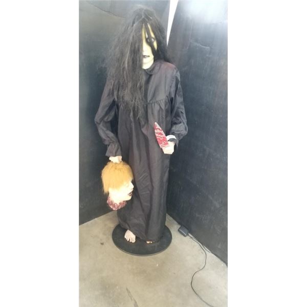 HAUNTED HALLOWEEN GIRL W/ VENGANCE - WORKING
