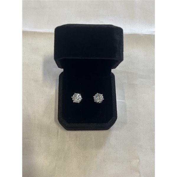 NEW S925 1.5 CT EACH SIMULATED DIAMOND (CZ) STUD EARRINGS, MOUNTED IN 925 STERLING SILVER W/ WHITE G