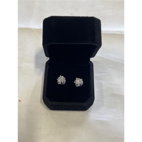 NEW S924 0.8 CT EACH SIMULATED DIAMOND (CZ) SWIRL STUD EARRINGS, MOUNTED IN 925 STERLING SILVER W/ W