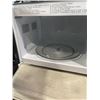 Image 2 : AVANTI 0.7CU FT STAINLESS STEEL MICROWAVE - TESTED WORKING, RETAIL $159