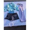 Image 11 : 22 NEW PIECES OF NEW KIDS CLOTHING SIZE 4 ORIGINAL RETAIL $300+