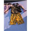 Image 7 : 22 NEW PIECES OF NEW KIDS CLOTHING SIZE 4 ORIGINAL RETAIL $300+