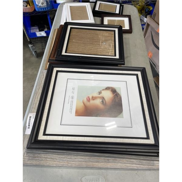 ASSORTED PICTURE FRAME SETS