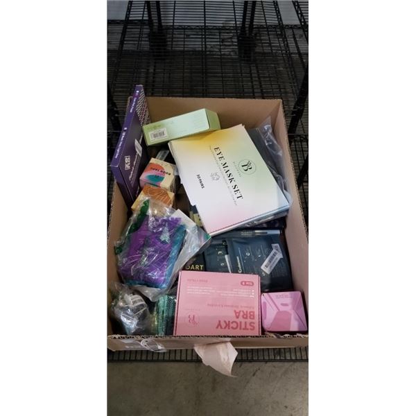 TRAY OF VARIOUS BEAUTY PRODUCTS