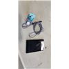 Image 1 : AMAZON FIRE TABLET WITH CHARGER WORKING