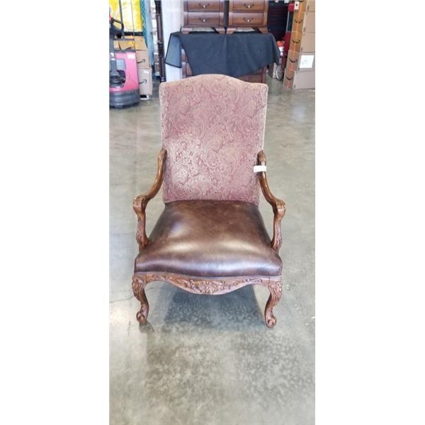 MAHOGANY FINISH ACCENT CHAIR