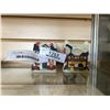 Image 3 : 6 VINTAGE MINIATURE CHRISTMAS VILLAGE BUILDINGS