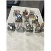 Image 1 : 10 VINTAGE MINIATURE CHRISTMAS VILLAGE BUILDINGS