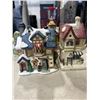 Image 4 : 10 VINTAGE MINIATURE CHRISTMAS VILLAGE BUILDINGS