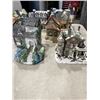 Image 3 : 8 VINTAGE MINIATURE CHRISTMAS VILLAGE BUILDINGS
