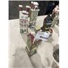 Image 5 : 14 VINTAGE MINIATURE CHRISTMAS VILLAGE BUILDINGS